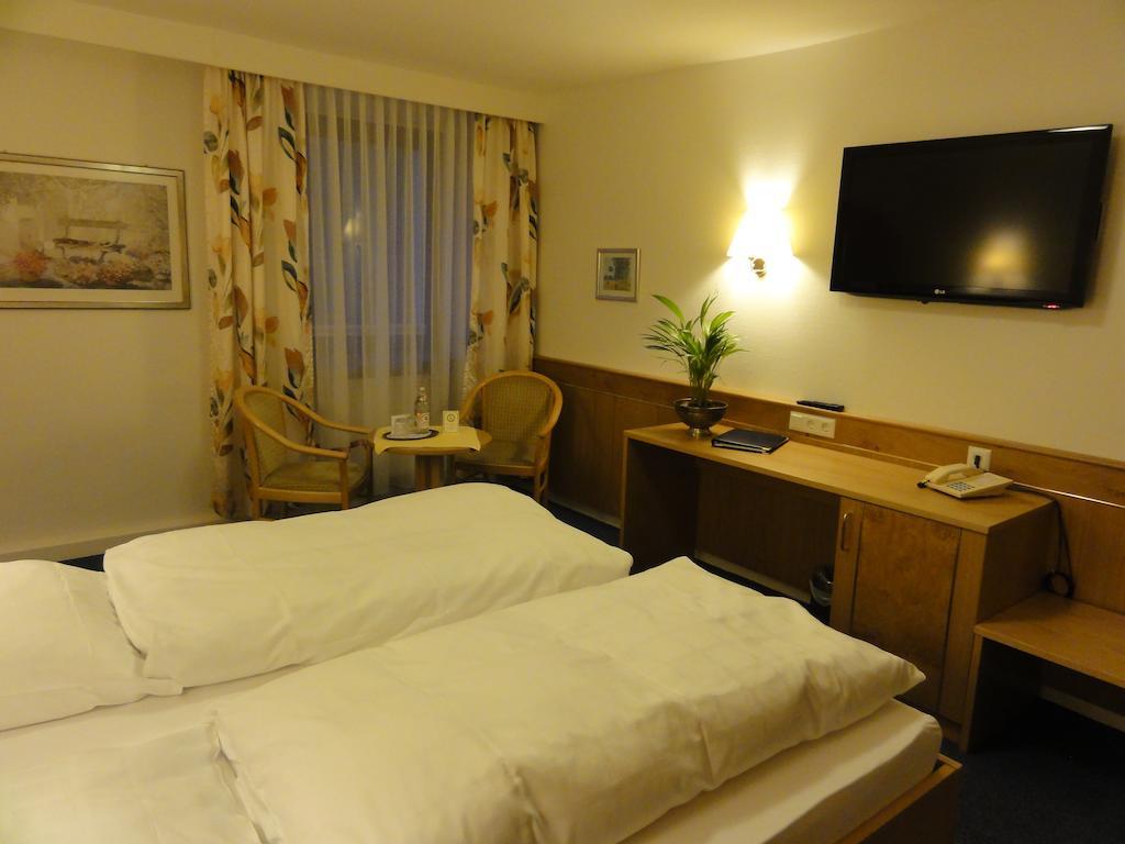 Hotel Wuerttemberger Hof Garni Rottenburg am Neckar Rum bild